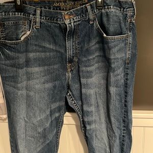 American Eagle- Men’s denim jeans, button, pockets front and back. Size 38X32